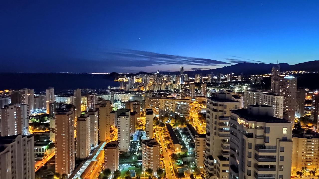Apartamento Kronos Benidorm Bagian luar foto