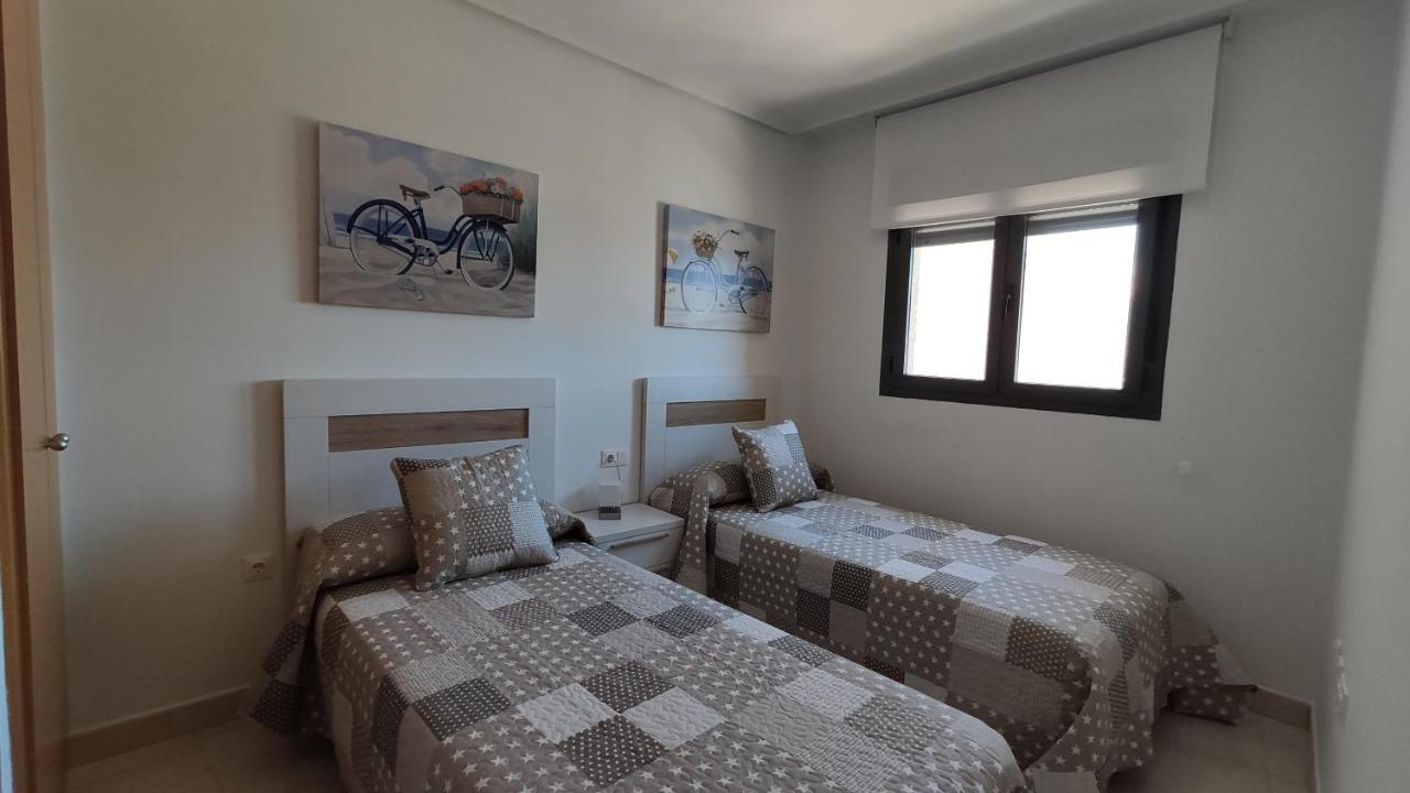Apartamento Kronos Benidorm Bagian luar foto