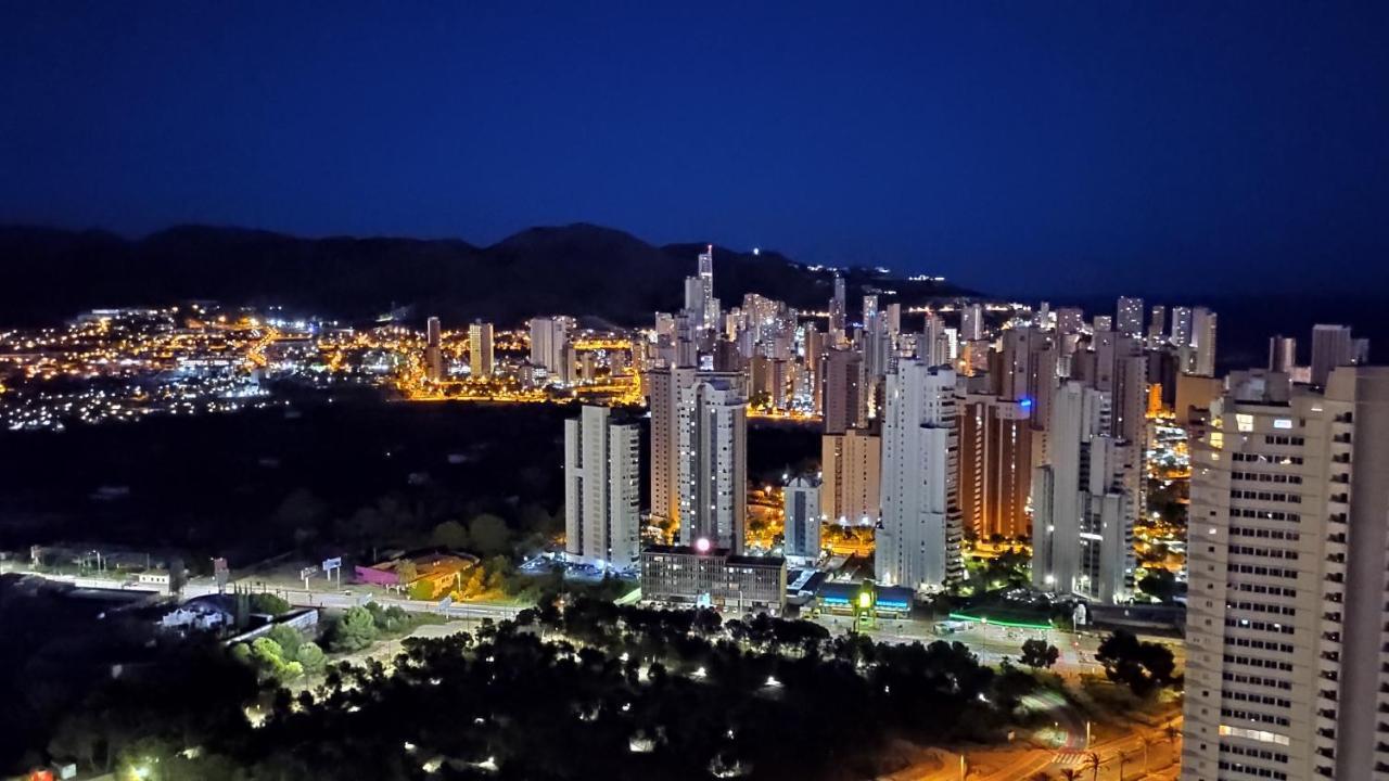 Apartamento Kronos Benidorm Bagian luar foto